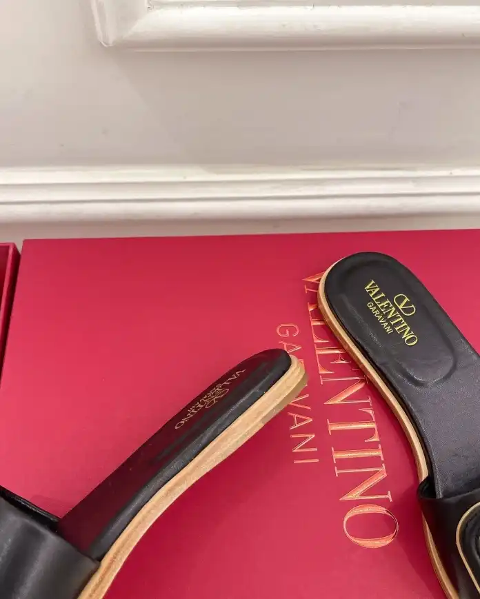 hype Valentino Slippers