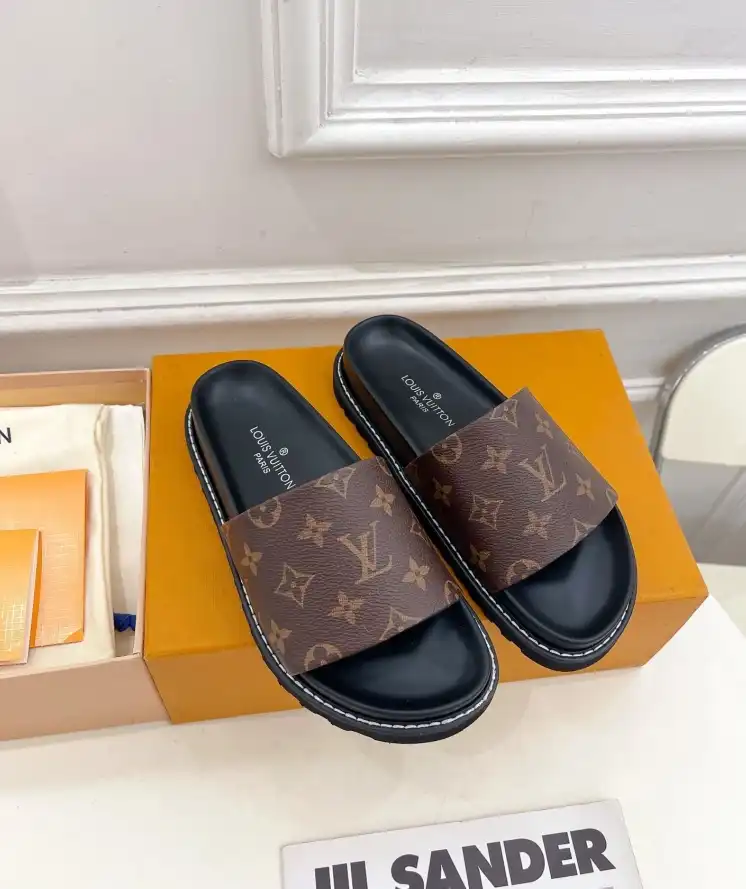 hype LV Slippers