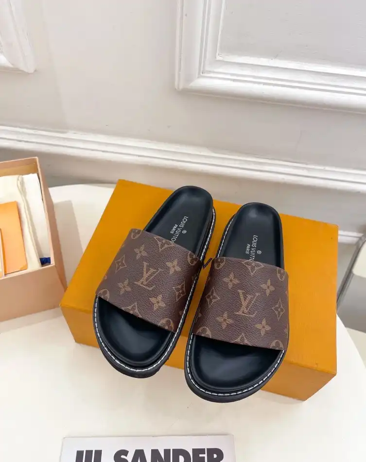 hype LV Slippers