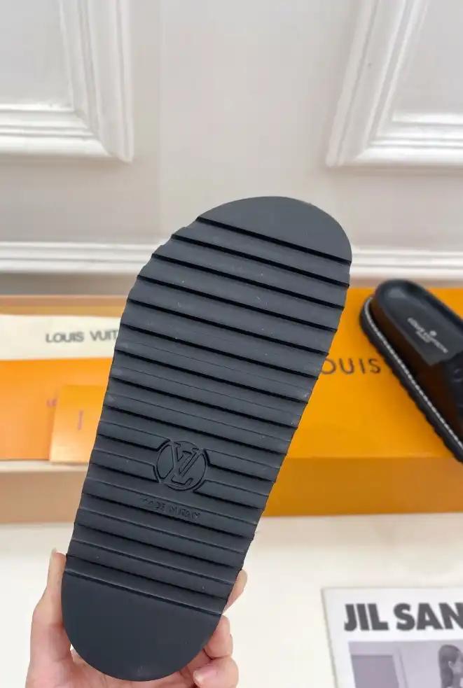 hype LV Slippers