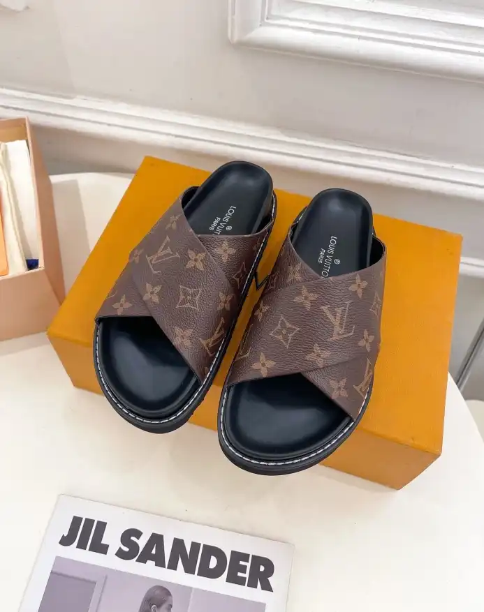 hype LV Slippers