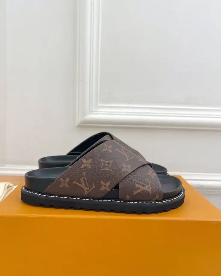 hype LV Slippers