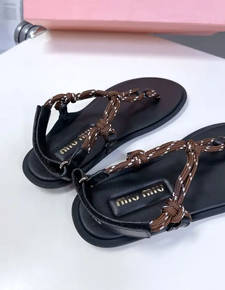 hype Miu Miu Slippers