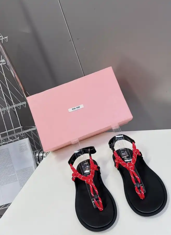 hype Miu Miu Slippers