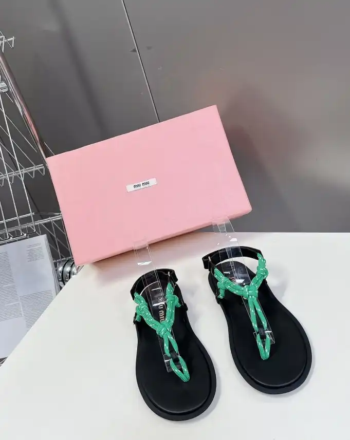 hype Miu Miu Slippers