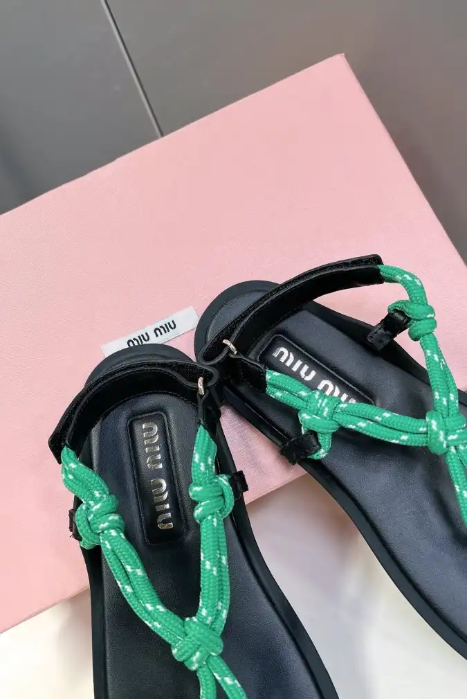 hype Miu Miu Slippers