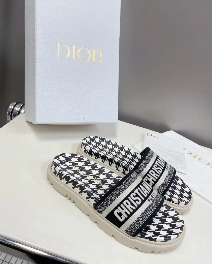 hype Christian Dior Slippers