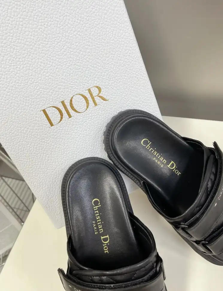 hype Christian Dior Slippers