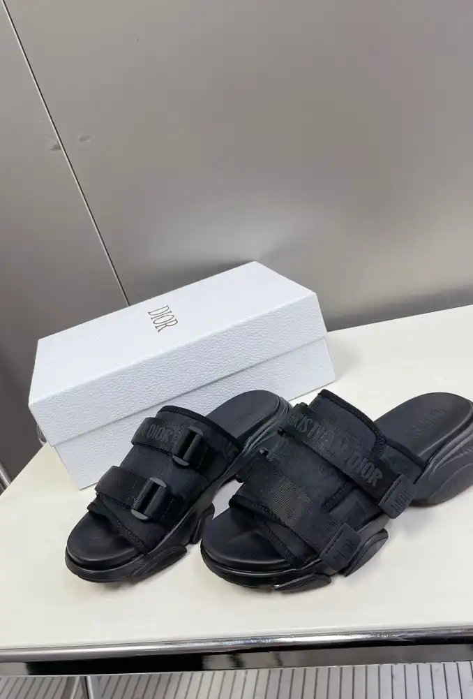 hype Christian Dior Slippers