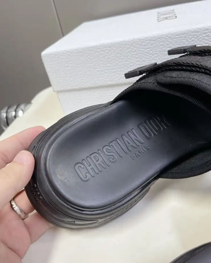 hype Christian Dior Slippers