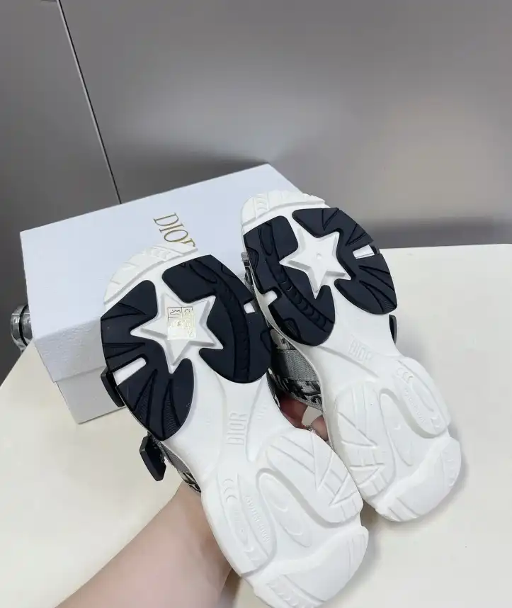 hype Christian Dior Slippers