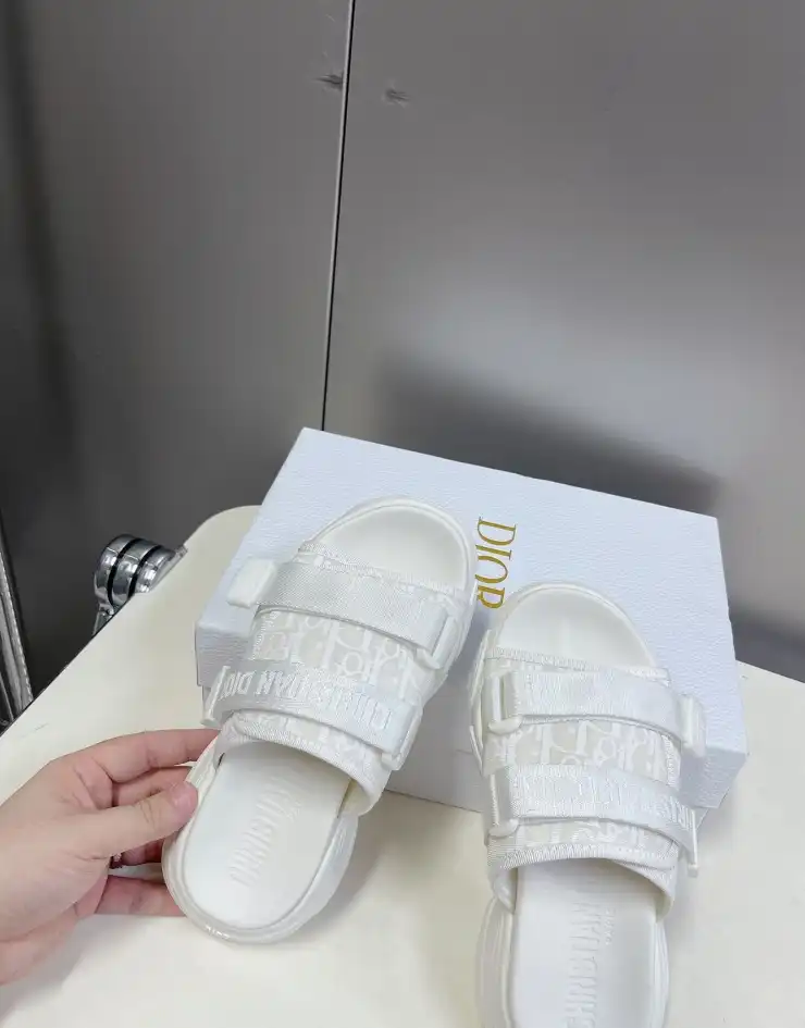 hype Christian Dior Slippers