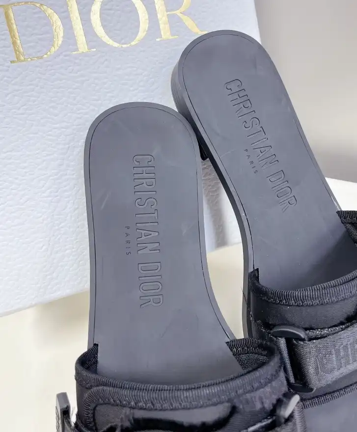 hype Christian Dior Slippers