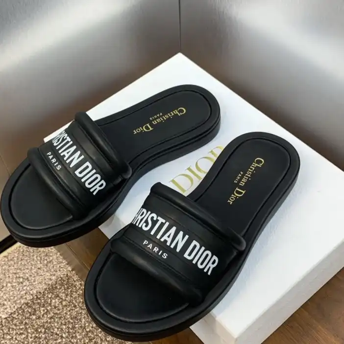 hype Christian Dior Slippers