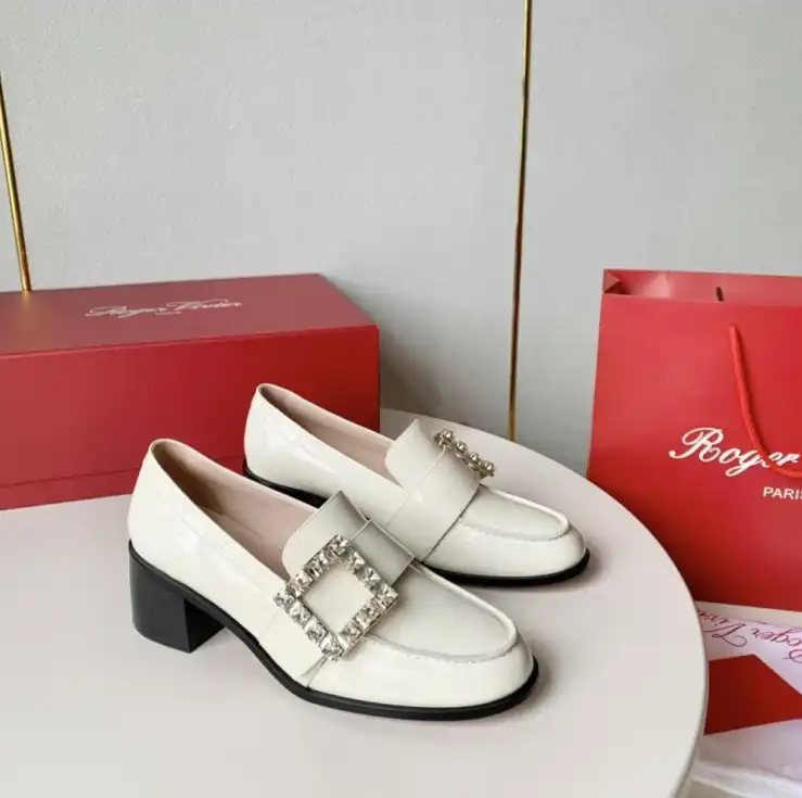 hype Roger Vivier Leather Shoes