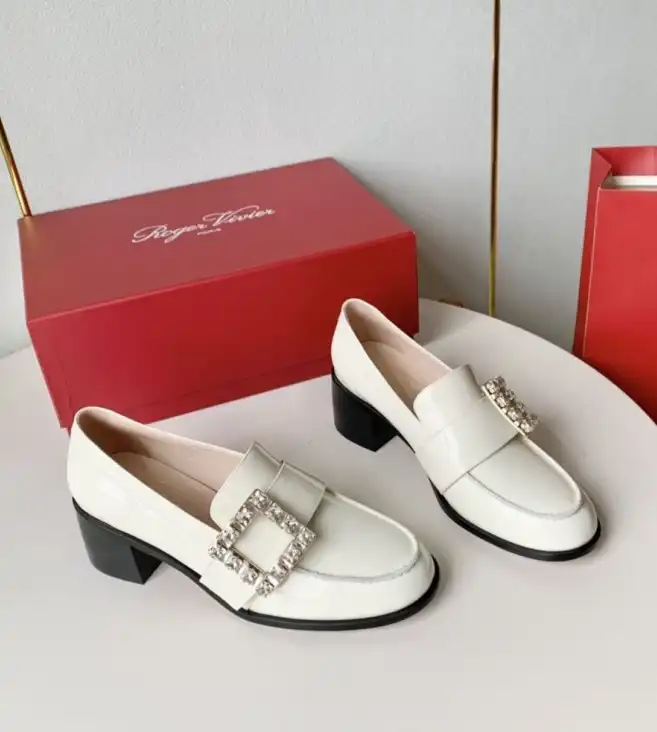 hype Roger Vivier Leather Shoes