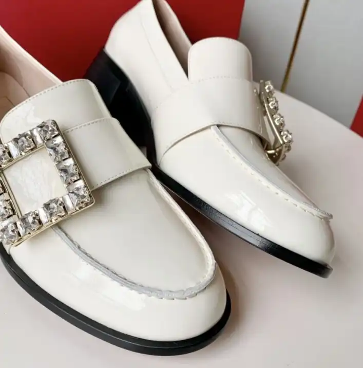 hype Roger Vivier Leather Shoes