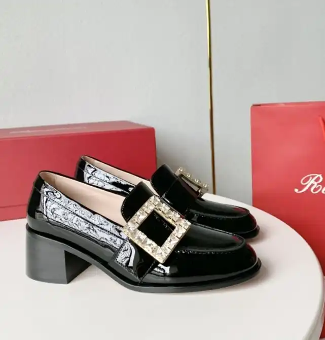 hype Roger Vivier Leather Shoes