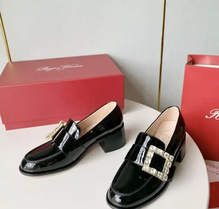 hype Roger Vivier Leather Shoes