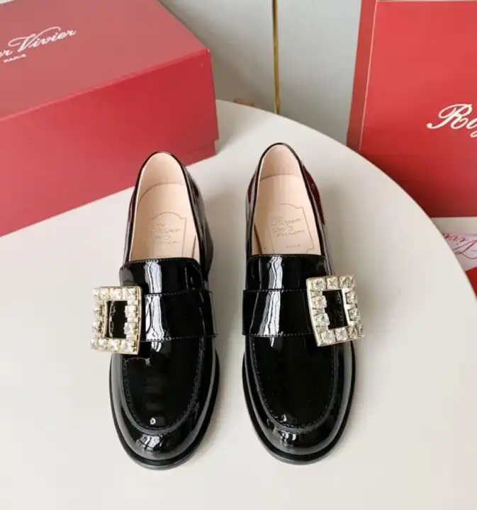 hype Roger Vivier Leather Shoes