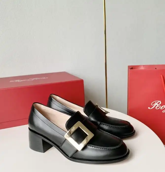 hype Roger Vivier Leather Shoes