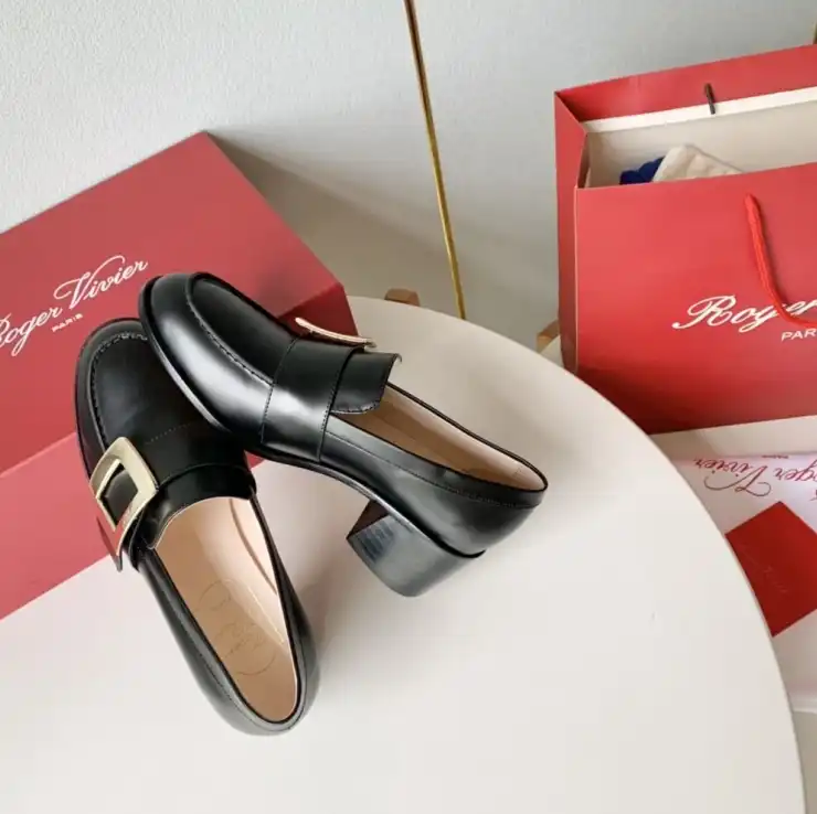 hype Roger Vivier Leather Shoes