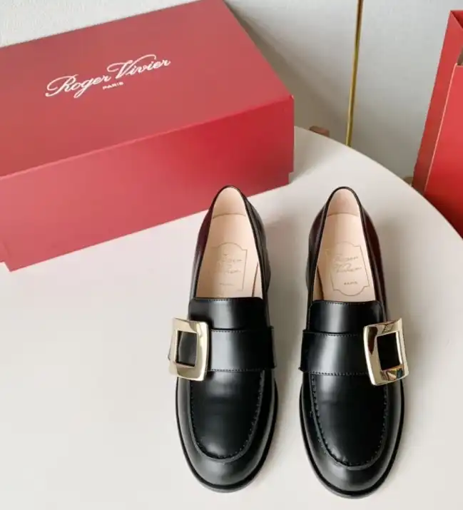 hype Roger Vivier Leather Shoes