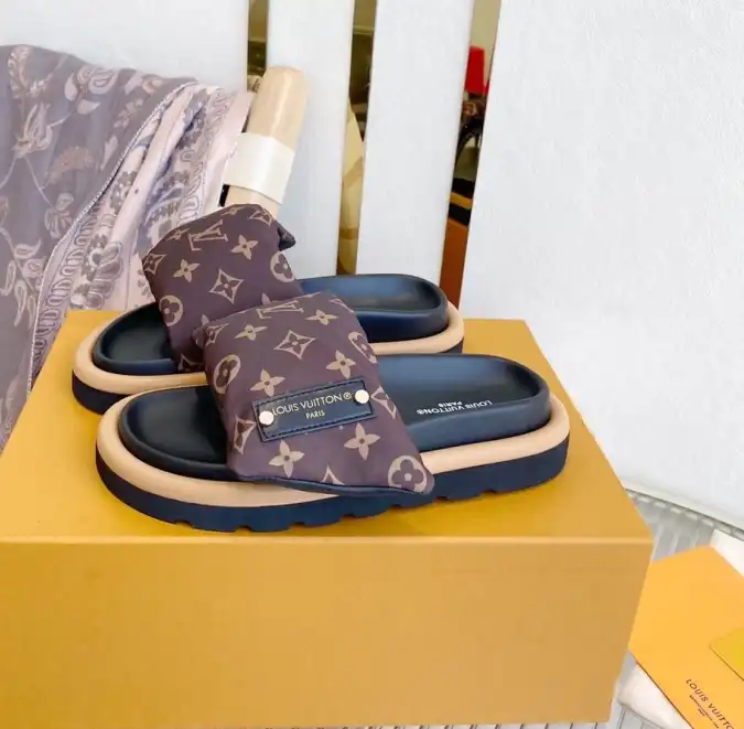 hype LV Slippers