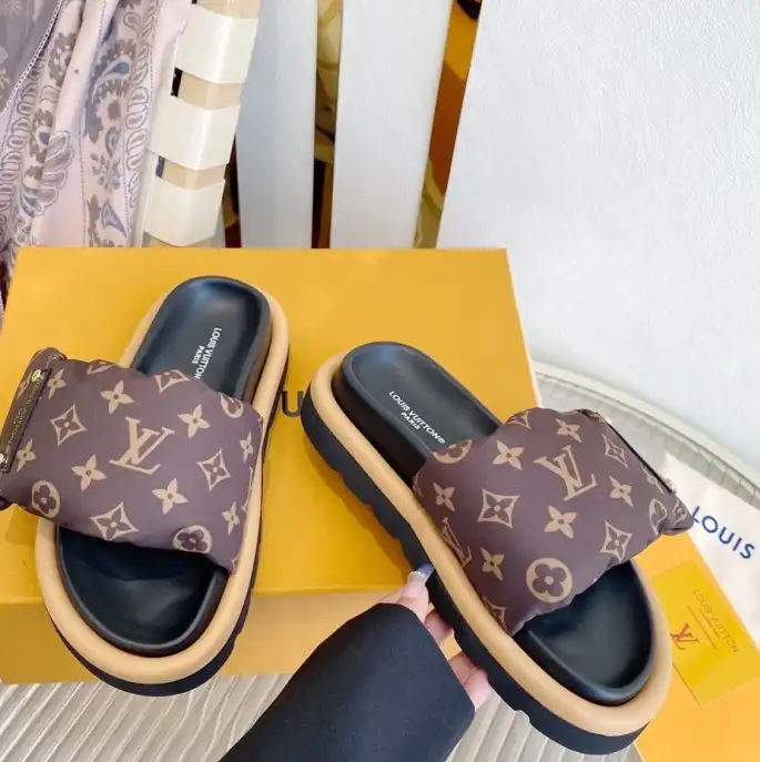 hype LV Slippers