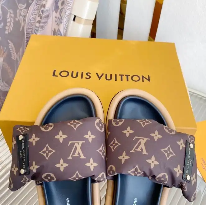 hype LV Slippers