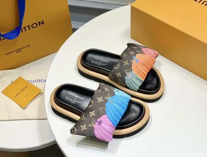 hype LV Slippers