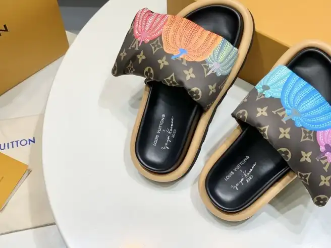 hype LV Slippers