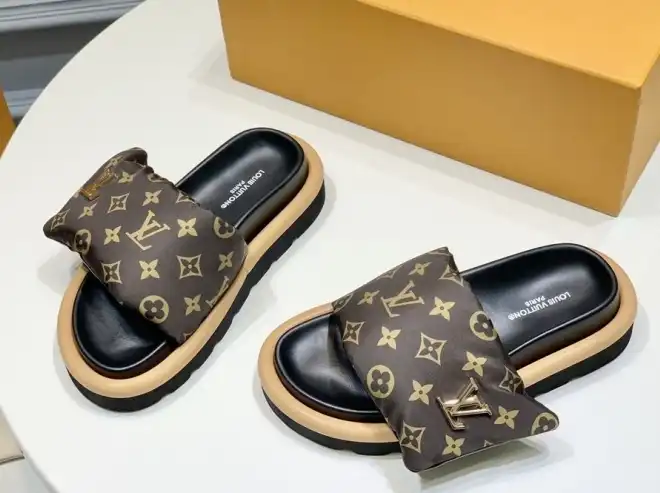 hype LV Slippers