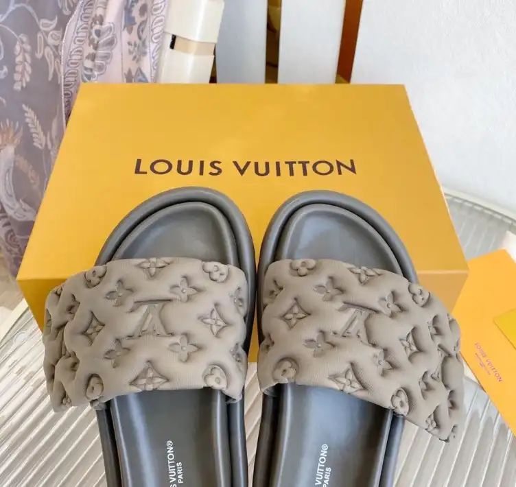 hype LV Slippers