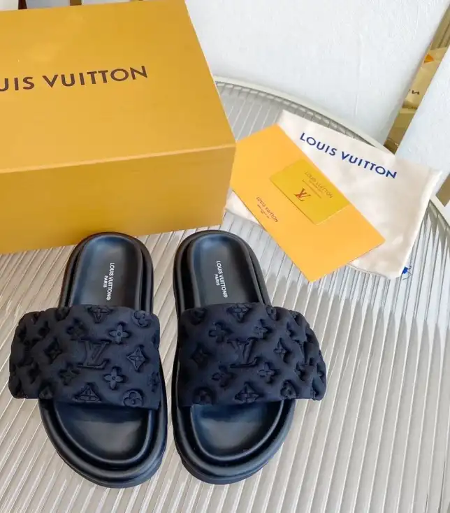 hype LV Slippers