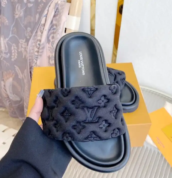 hype LV Slippers