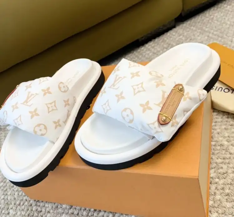 hype LV Slippers