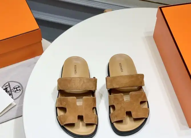 hype Hermes Slippers