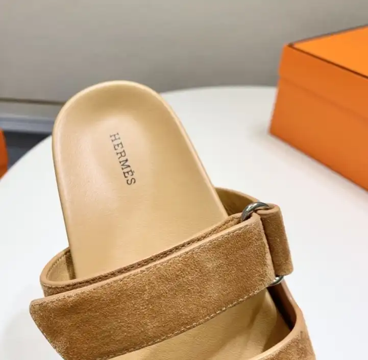 hype Hermes Slippers