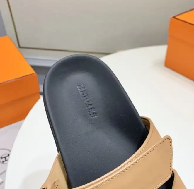 hype Hermes Slippers