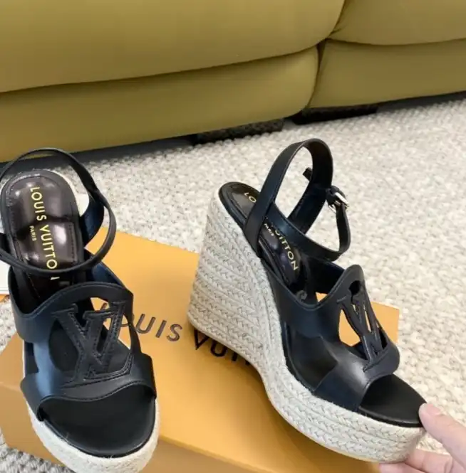 hype LV Sandals