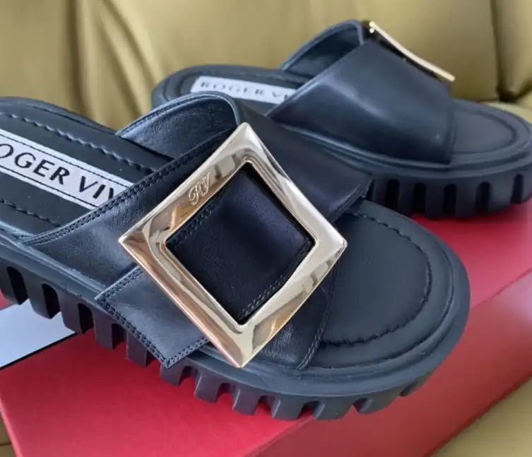 hype Roger Vivier Slippers