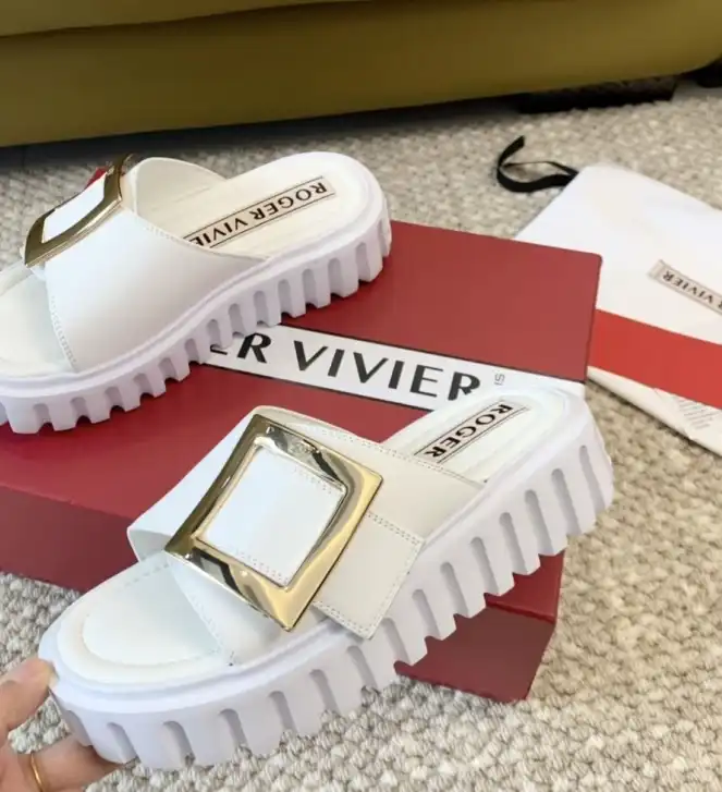 hype Roger Vivier Slippers