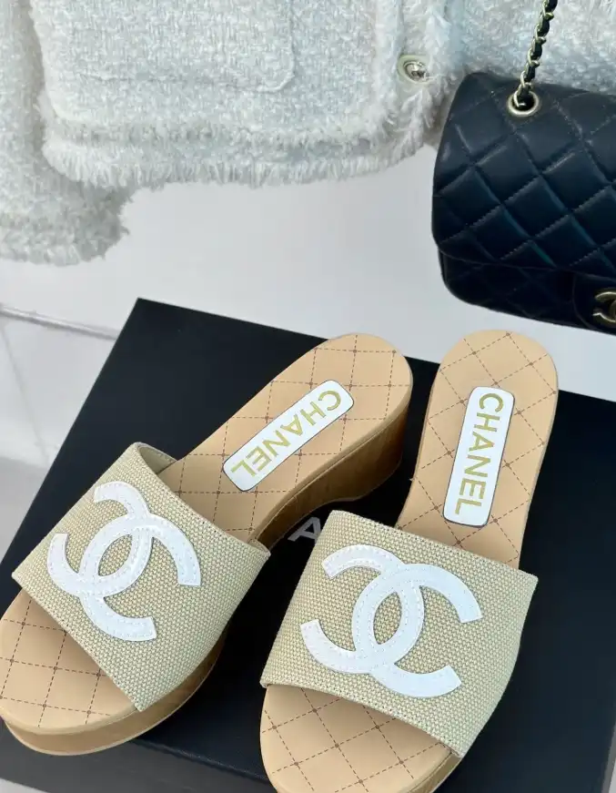 hype Chanel Slippers