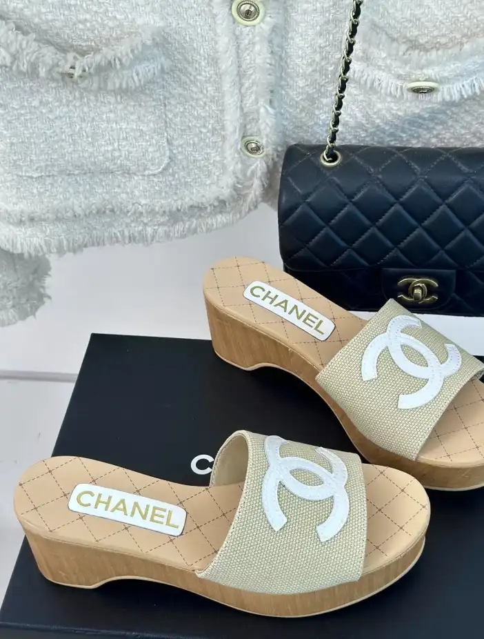 hype Chanel Slippers