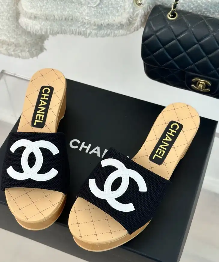 hype Chanel Slippers