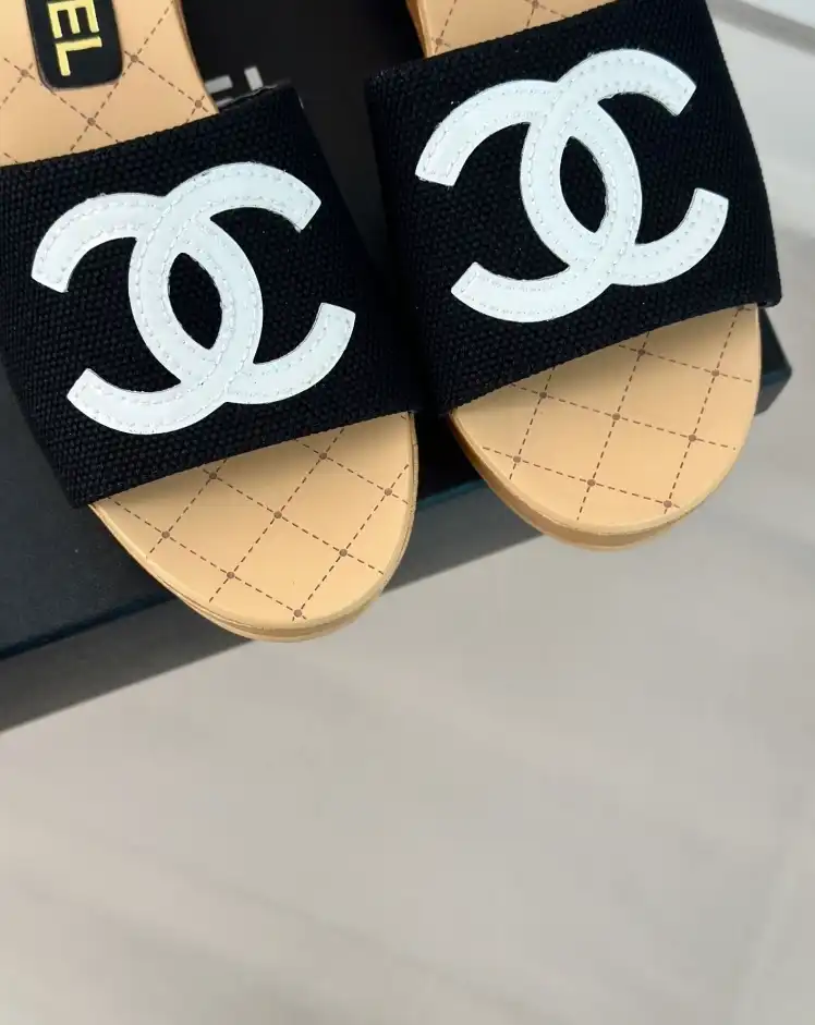 hype Chanel Slippers