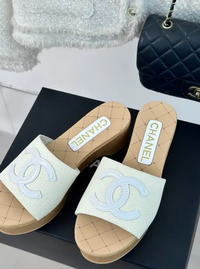 hype Chanel Slippers