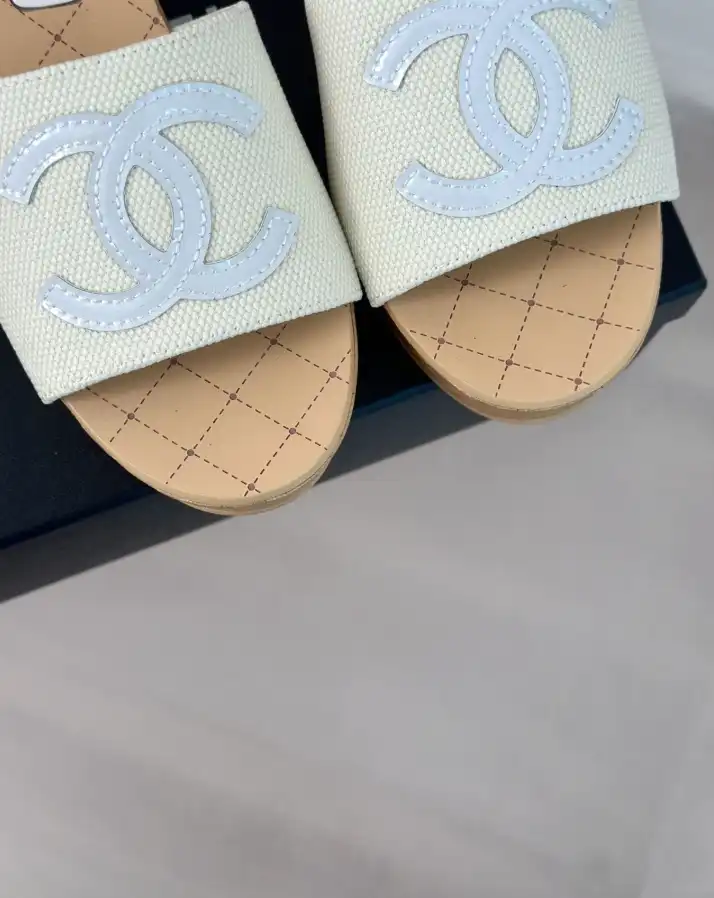 hype Chanel Slippers