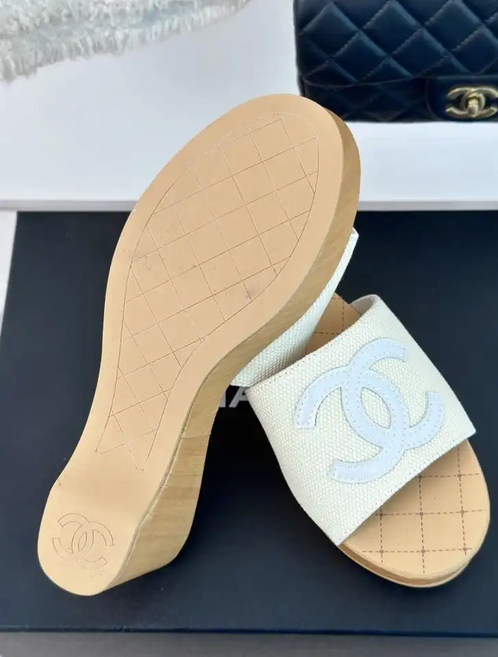 hype Chanel Slippers